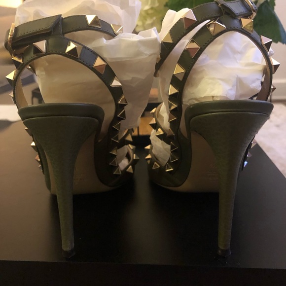 COPY - Valentino rockstud - Picture 6 of 11